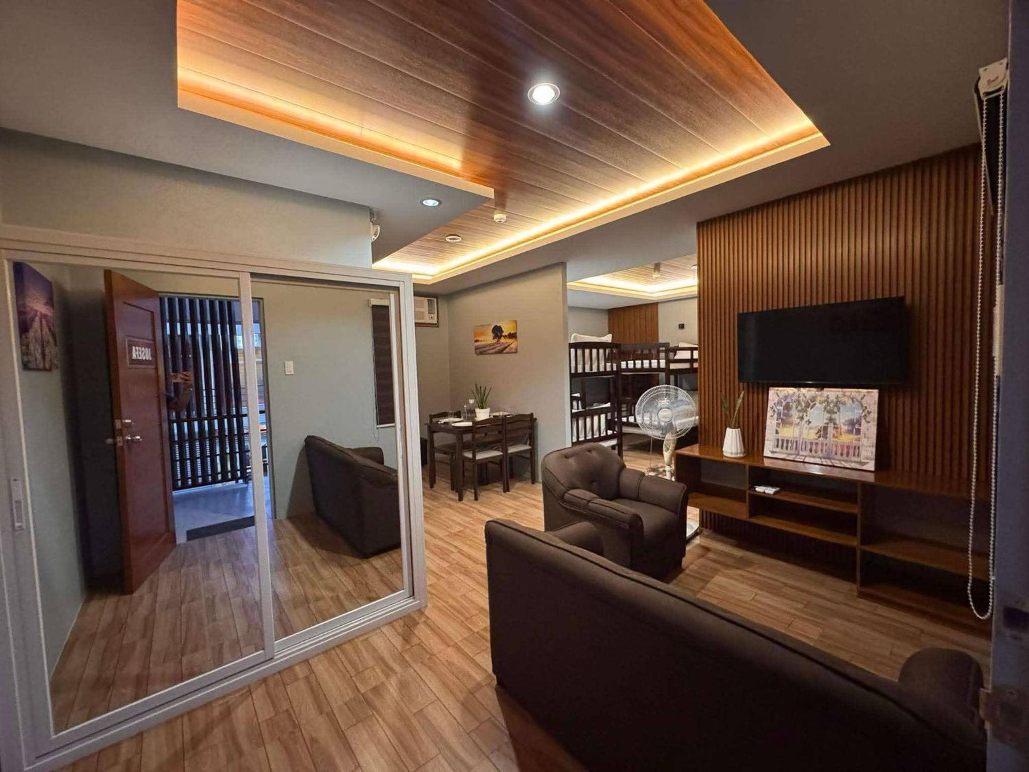 Casa Alberto Of Calapan Town Center Екстер'єр фото