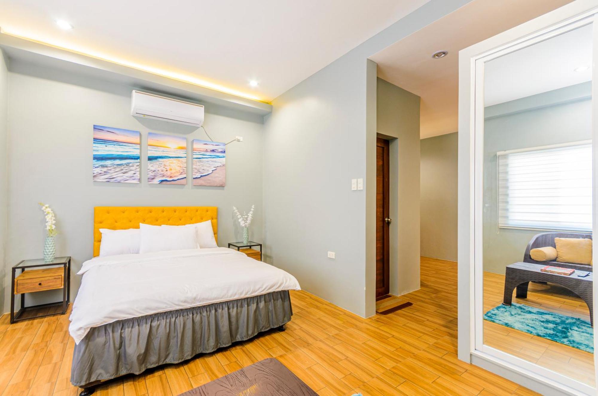 Casa Alberto Of Calapan Town Center Екстер'єр фото